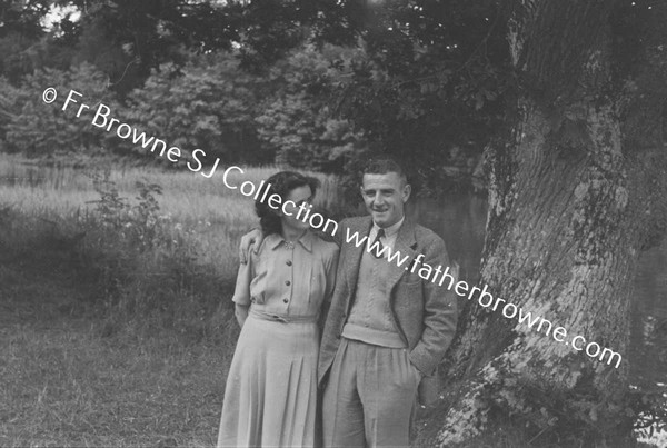 SEAN O'SULLIVAN & MAUREEN SLOANE (MARRIED 25/6/47)